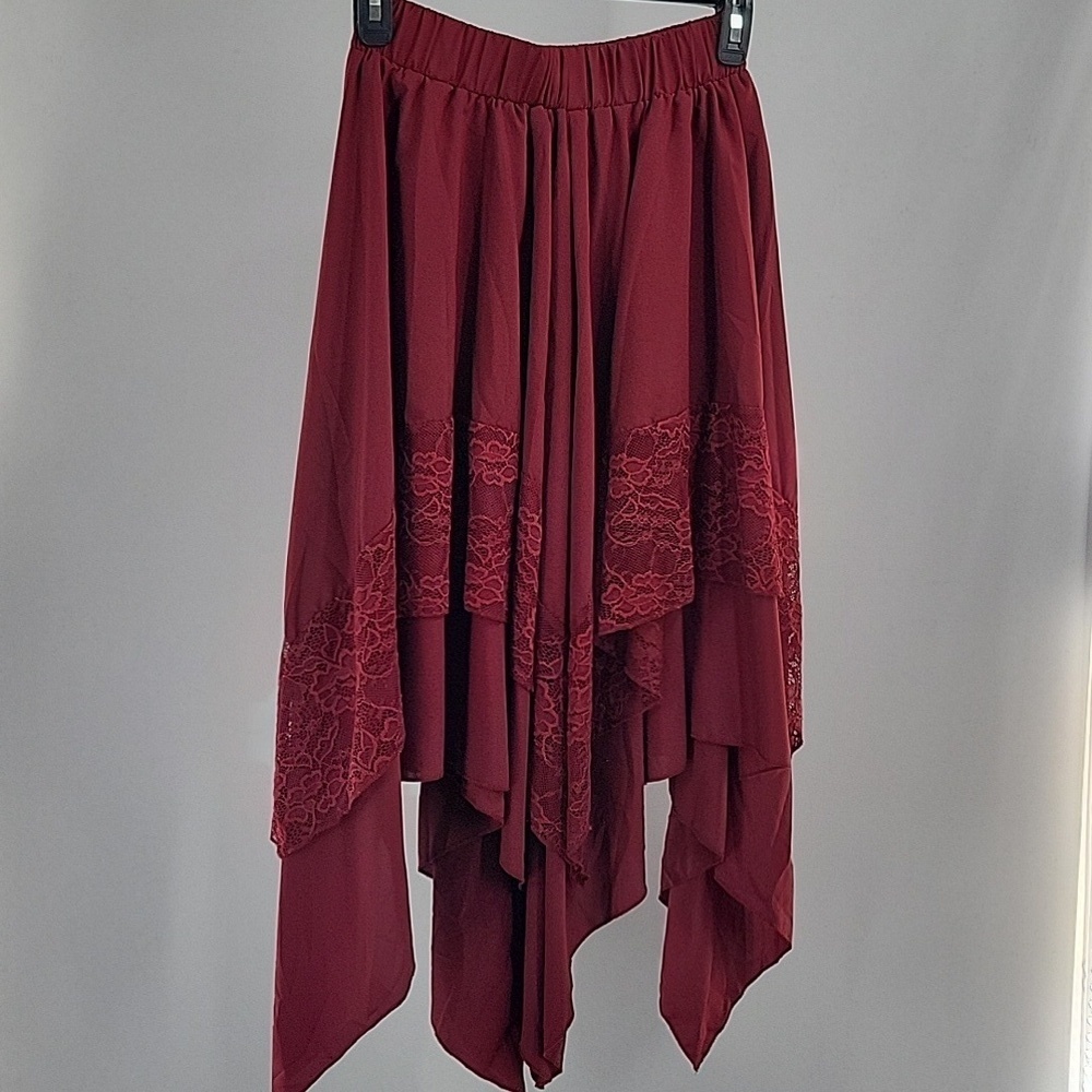Burgundy Asymmetrical Hi Low Skirt With Lace Detail - Picture 10 of 16